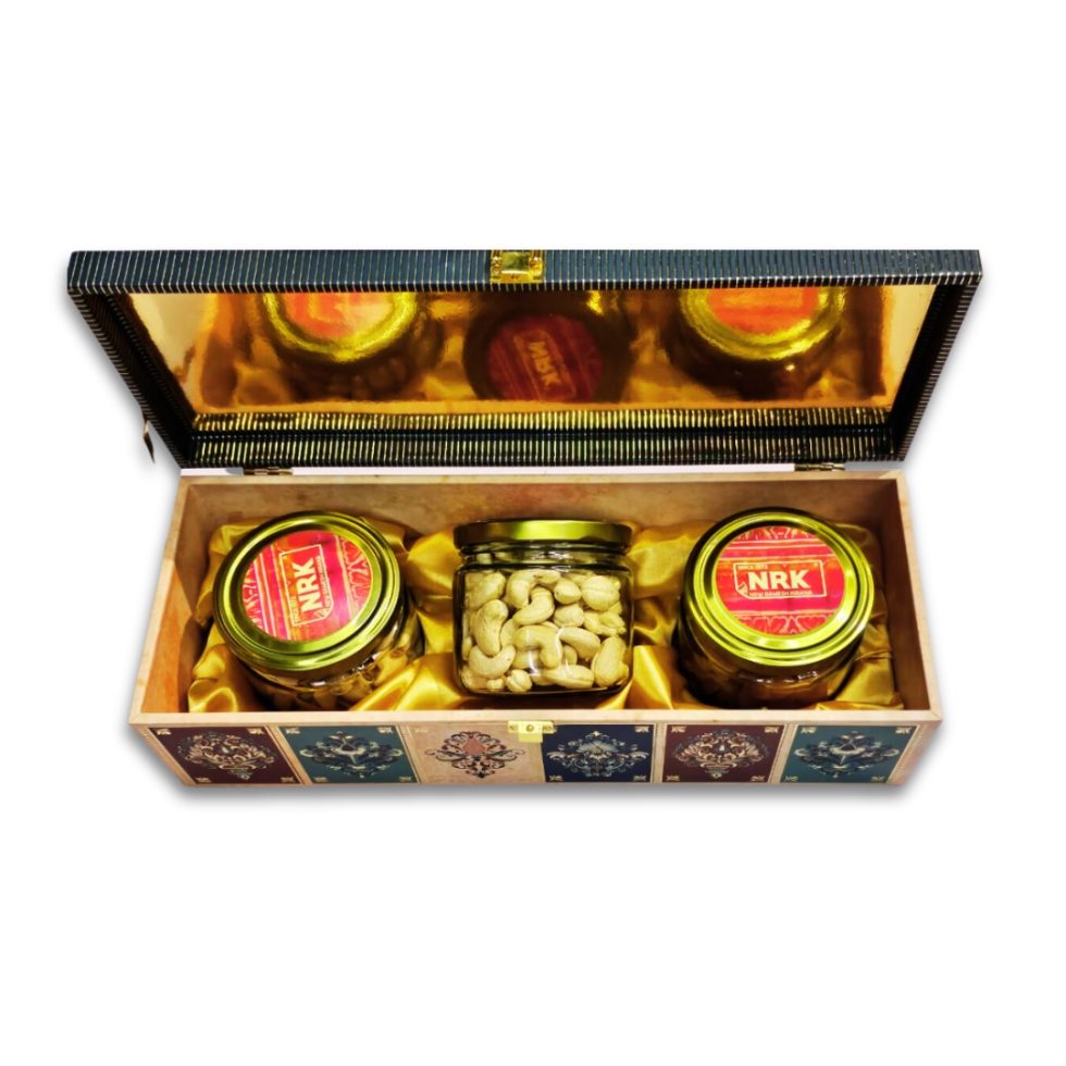 trio_nuts_gift_box_500grams